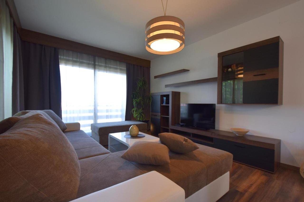 Apartments Antonija มาลินสกา ภายนอก รูปภาพ