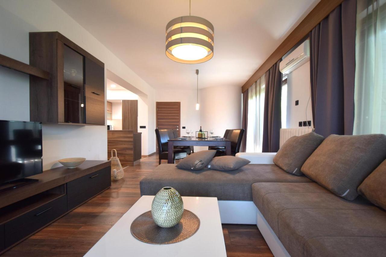 Apartments Antonija มาลินสกา ภายนอก รูปภาพ
