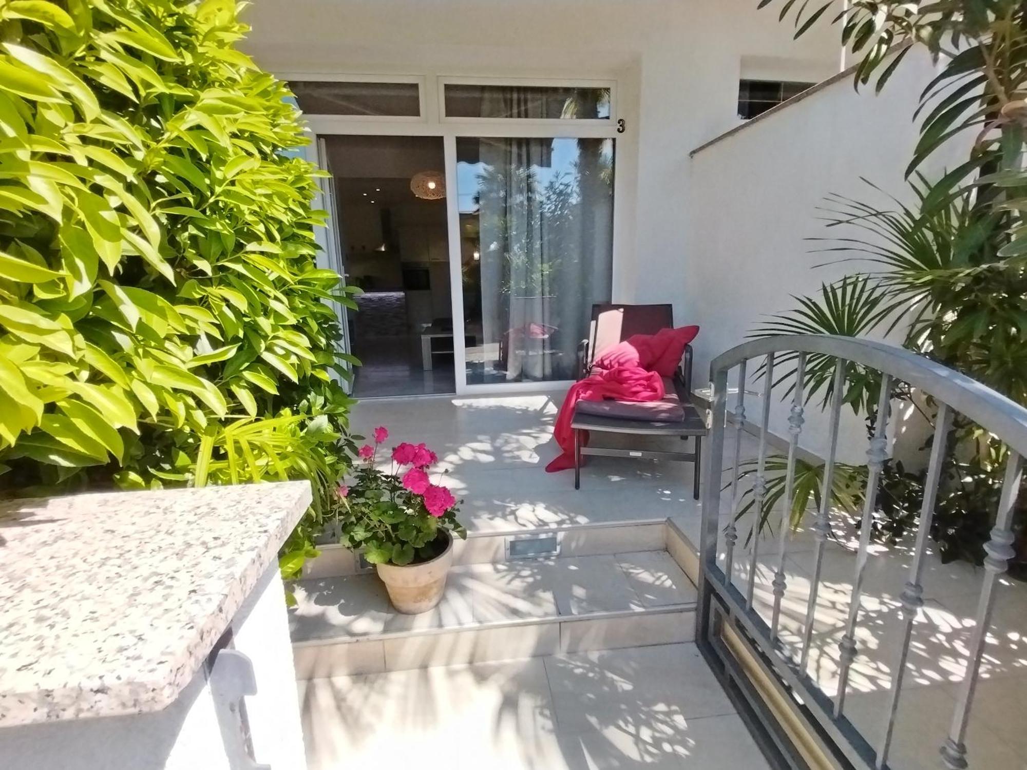 Apartments Antonija มาลินสกา ภายนอก รูปภาพ