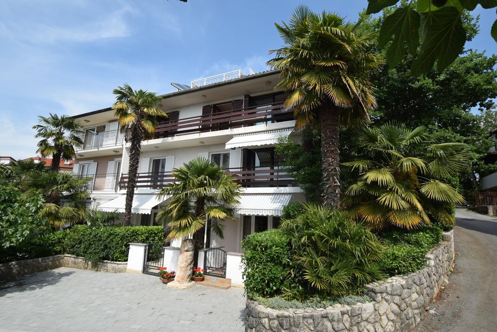 Apartments Antonija มาลินสกา ภายนอก รูปภาพ
