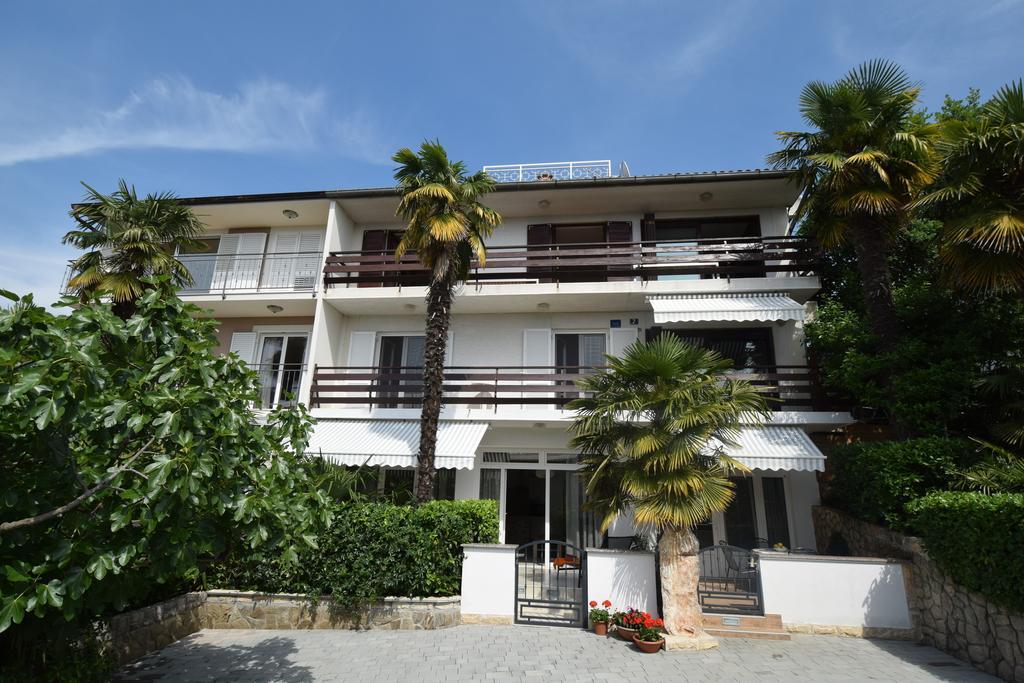Apartments Antonija มาลินสกา ภายนอก รูปภาพ